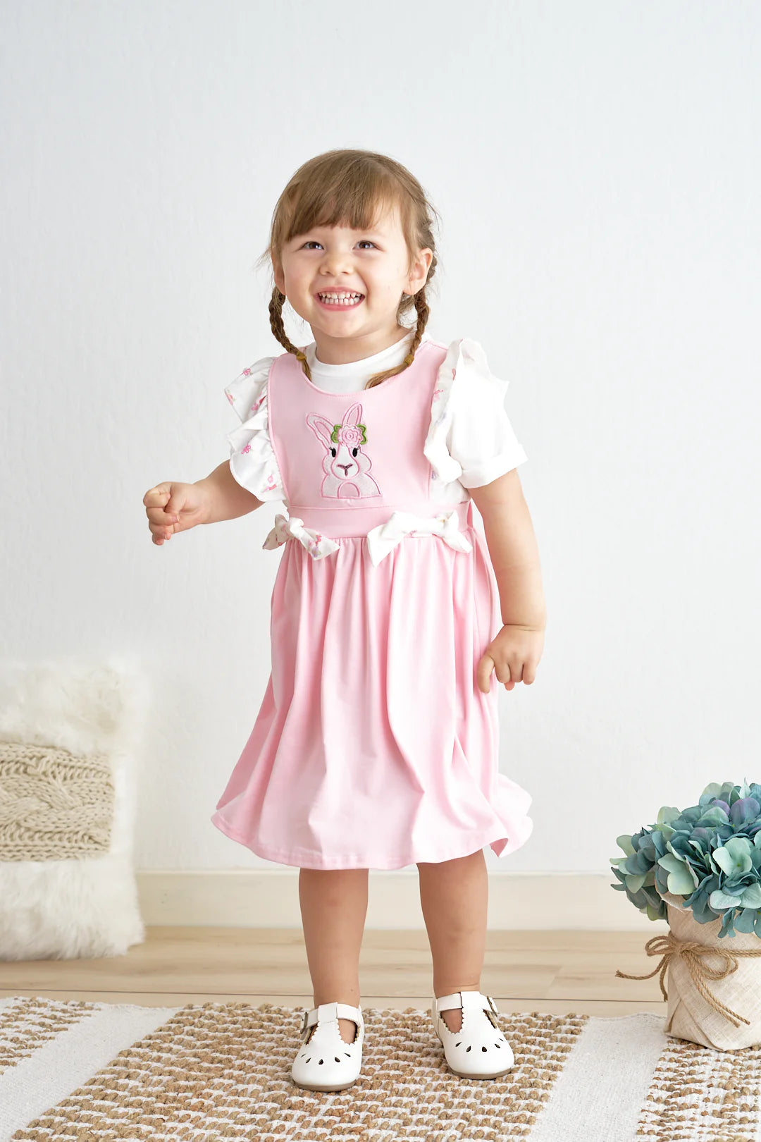 Pink Rabbit Applique Ruffle Dress 4T Pink Rabbit Applique Ruffle Dress 4T