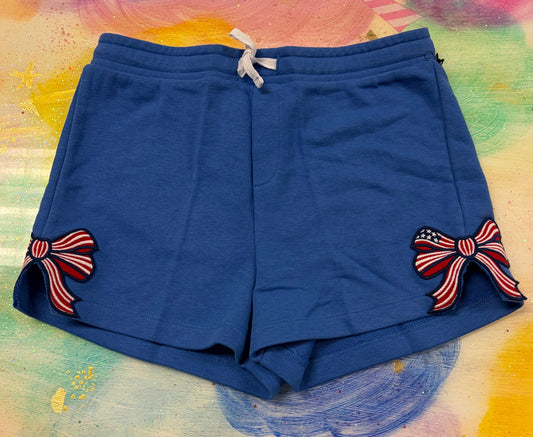 Side Cut Out Bow Patch Shorts