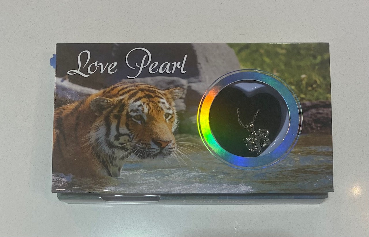 Tiger Love Pearl Necklace