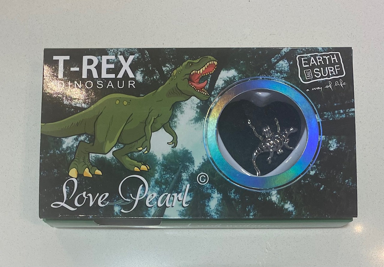 Dinosaur Love Pearl Necklace